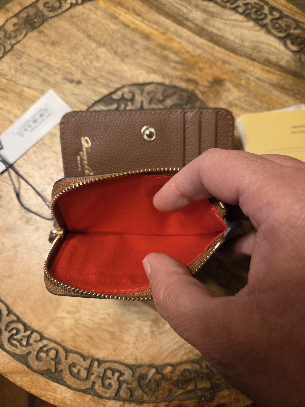 Dooney & Bourke Brown Pebble Zip Wallet NWT - Picture 4 of 8